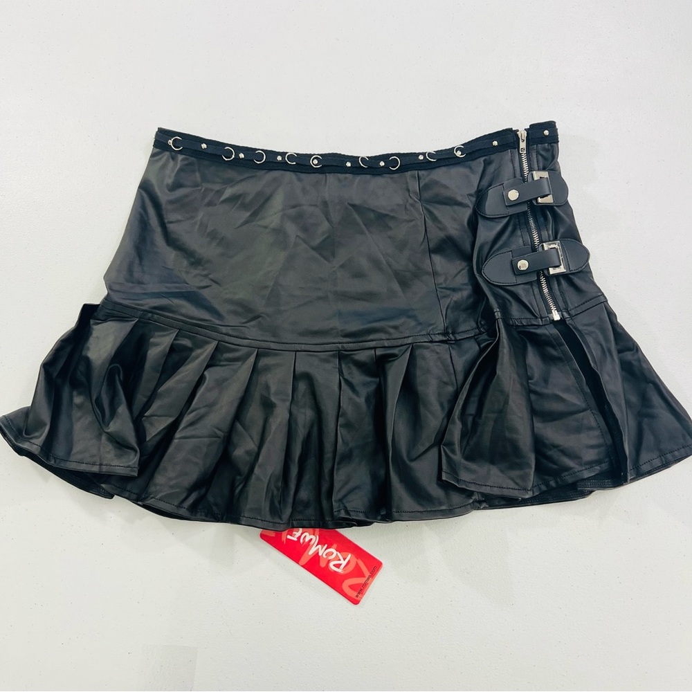 Romwe New With Tags Faux Leather Gothic Alternative Skirt With Zipper Pleated - Picture 1 of 8